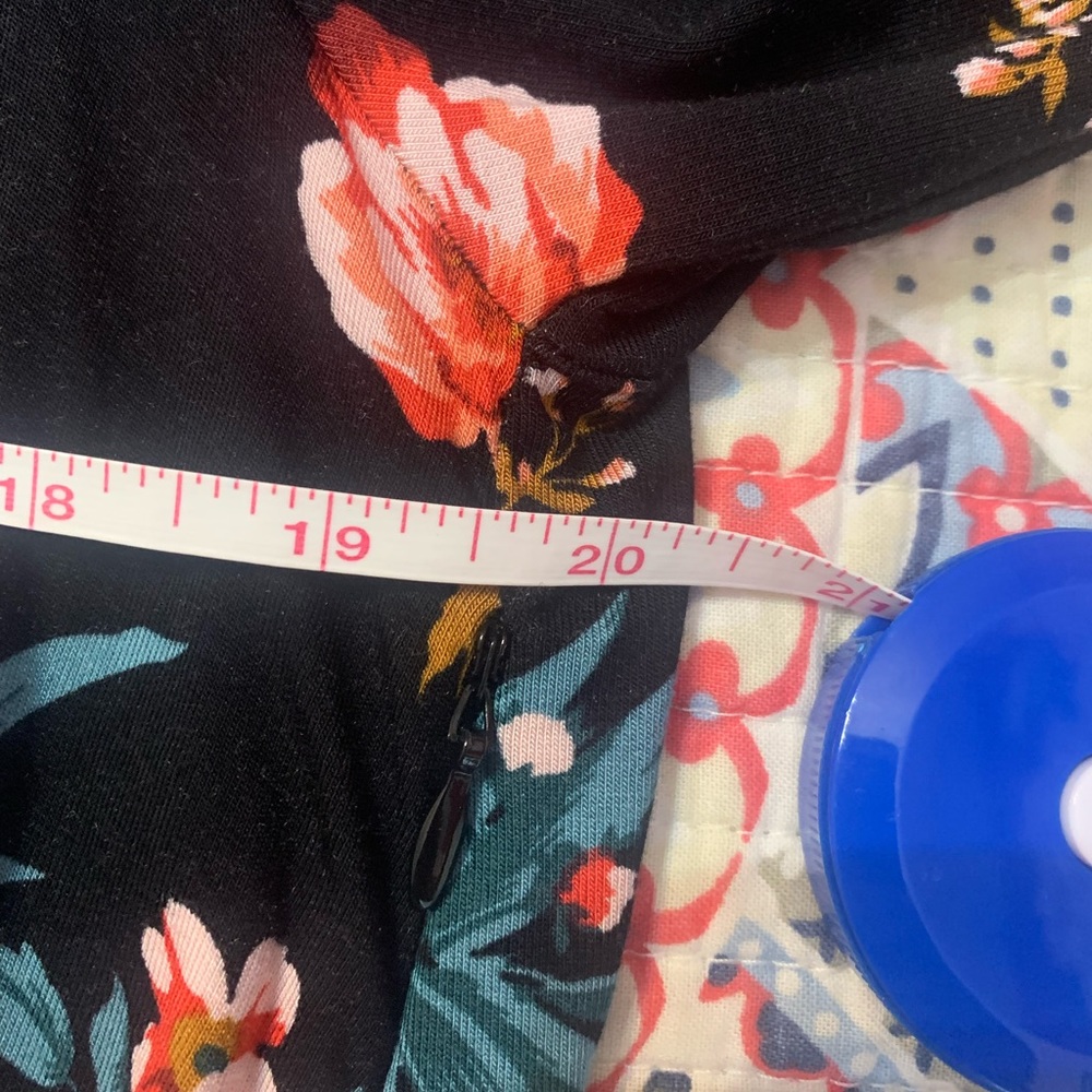 LOFT Petite Black Floral Bar Back Fit & Flare Cocktail Dress NWT Size 12 - Picture 7 of 9